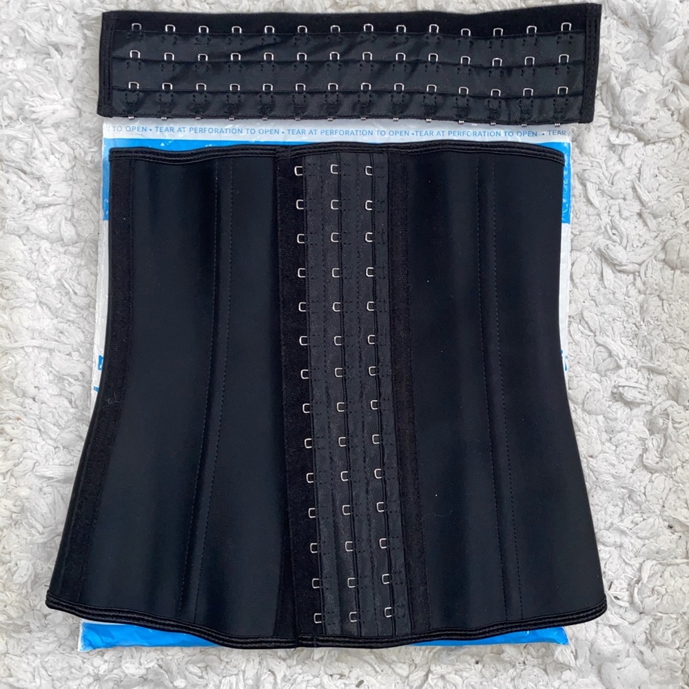 Waist trainer